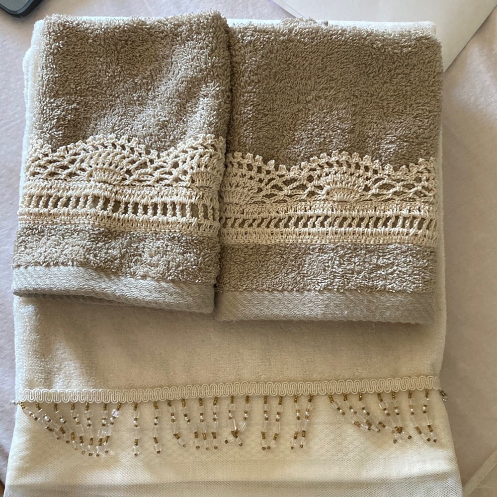 Decorative Towels